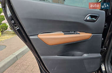 Микровэн Peugeot 5008 2012 в 