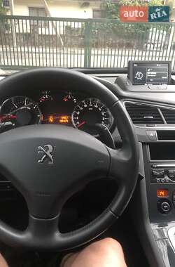 Мікровен Peugeot 5008 2014 в 