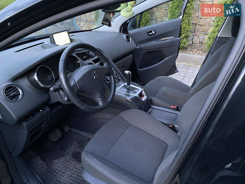 Микровэн Peugeot 5008 2013 в Стрые