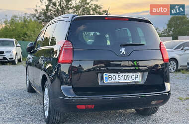Микровэн Peugeot 5008 2010 в 