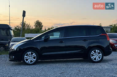 Микровэн Peugeot 5008 2010 в 