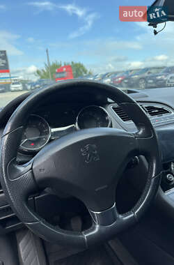 Микровэн Peugeot 5008 2010 в 