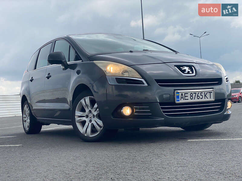 Peugeot 5008 2010