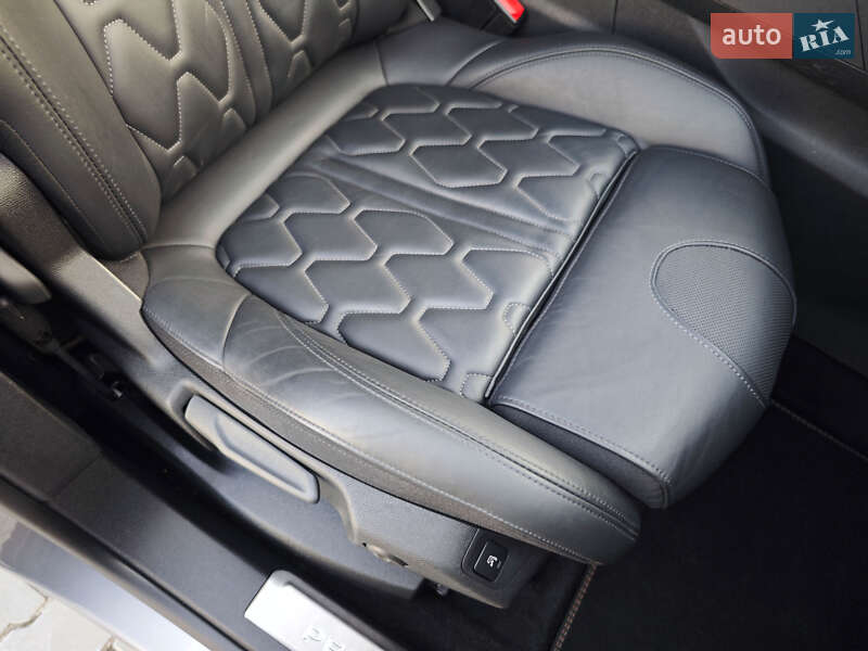 Позашляховик / Кросовер Peugeot 5008 2021 в Дубні