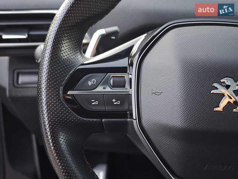 Позашляховик / Кросовер Peugeot 5008 2021 в Дубні