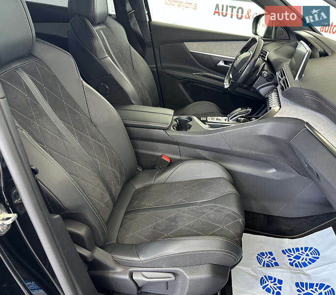 Внедорожник / Кроссовер Peugeot 5008 2019 в Львове