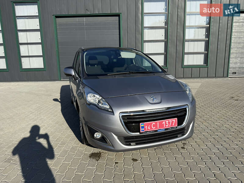 Микровэн Peugeot 5008 2014 в Калуше
