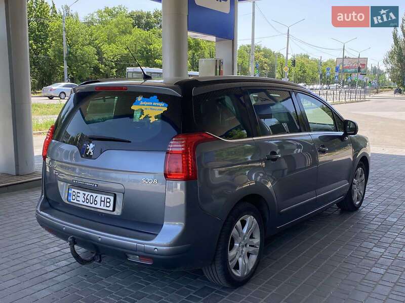 Микровэн Peugeot 5008 2011 в Николаеве