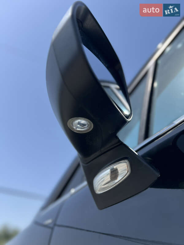 Мікровен Peugeot 5008 2010 в Чернівцях