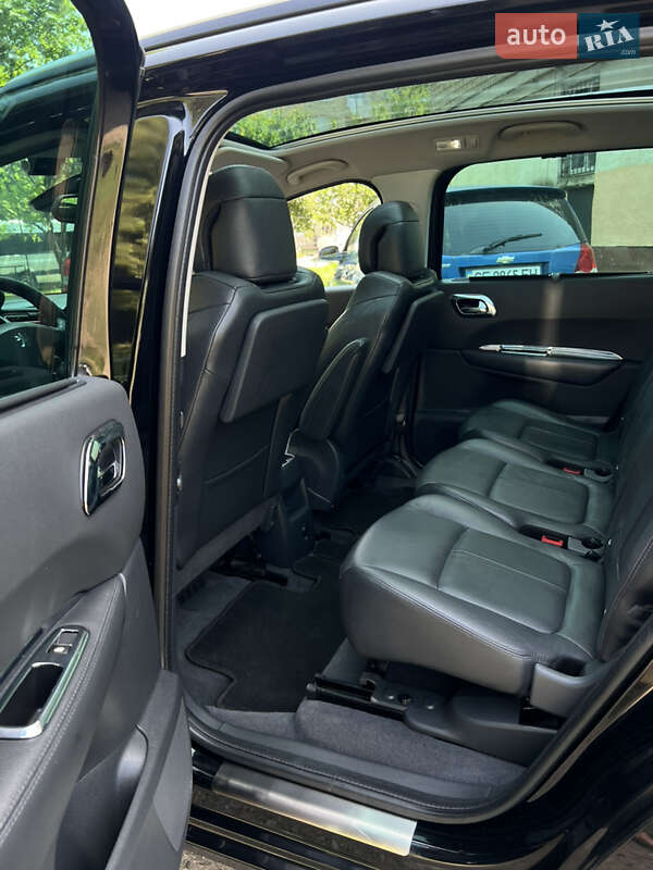 Мікровен Peugeot 5008 2010 в Чернівцях