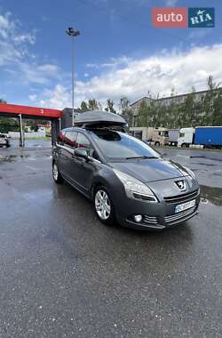 Мікровен Peugeot 5008 2011 в Львові