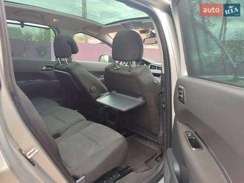 Мікровен Peugeot 5008 2010 в Ковелі
