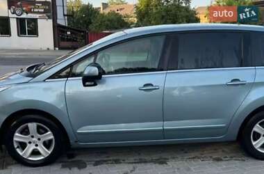 Мікровен Peugeot 5008 2010 в Старій Вижівці