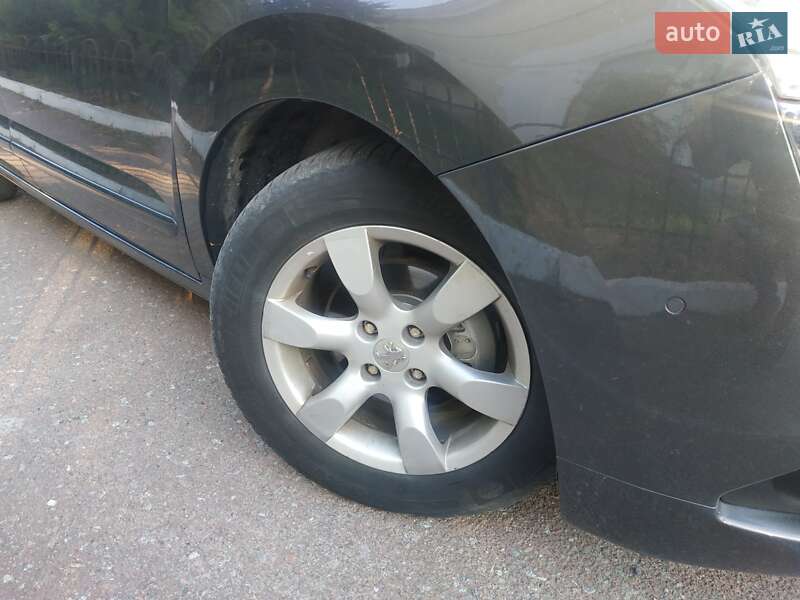 Микровэн Peugeot 5008 2012 в Радивилове