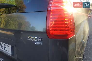 Микровэн Peugeot 5008 2012 в 