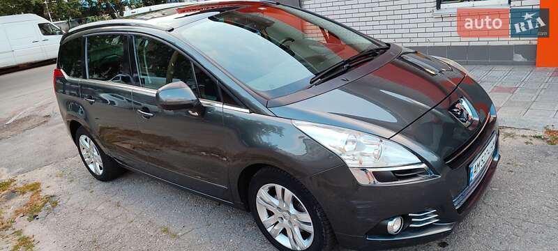 Peugeot 5008 2010