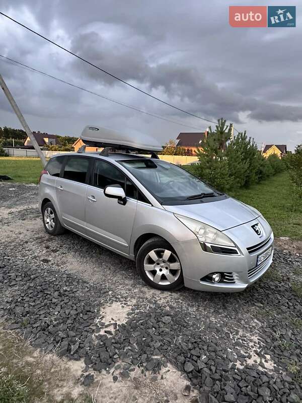 Микровэн Peugeot 5008 2011 в Луцке фото 5 Микровэн Peugeot 5008 2011 в Луцке