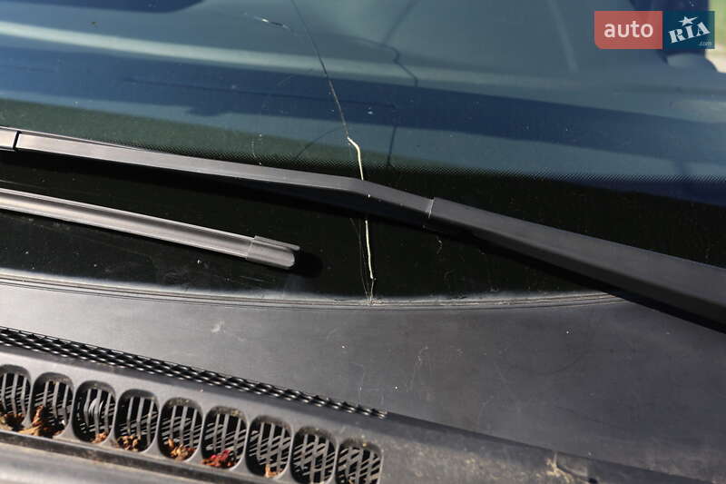 Мікровен Peugeot 5008 2013 в Косові