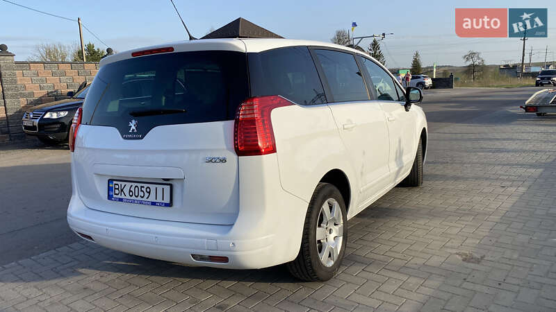 Мікровен Peugeot 5008 2015 в Рівному