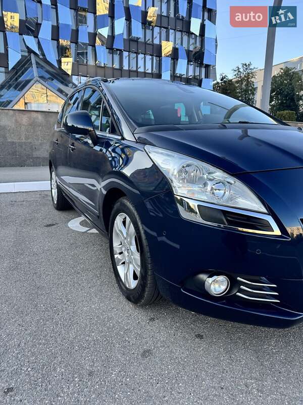 Микровэн Peugeot 5008 2010 в Харькове фото 7 Микровэн Peugeot 5008 2010 в Харькове