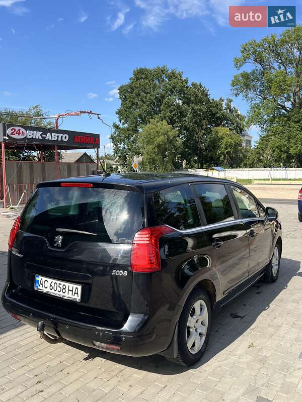 Мікровен Peugeot 5008 2011 в Луцьку
