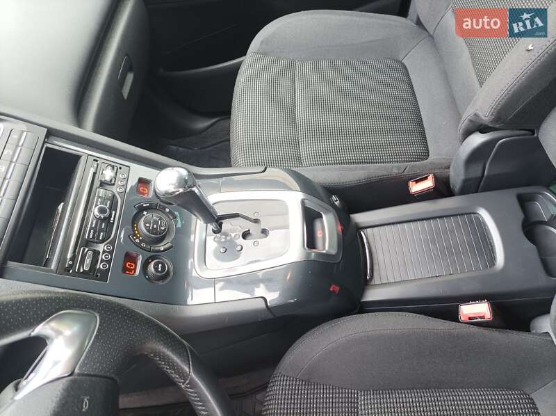 Мікровен Peugeot 5008 2015 в Бродах фото 35 Мікровен Peugeot 5008 2015 в Бродах