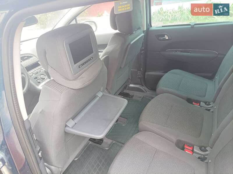 Мікровен Peugeot 5008 2015 в Бродах фото 57 Мікровен Peugeot 5008 2015 в Бродах