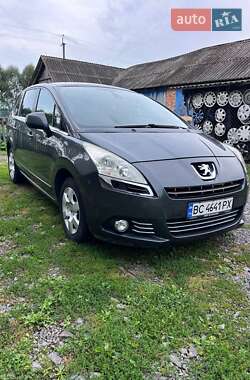 Микровэн Peugeot 5008 2010 в Самборе