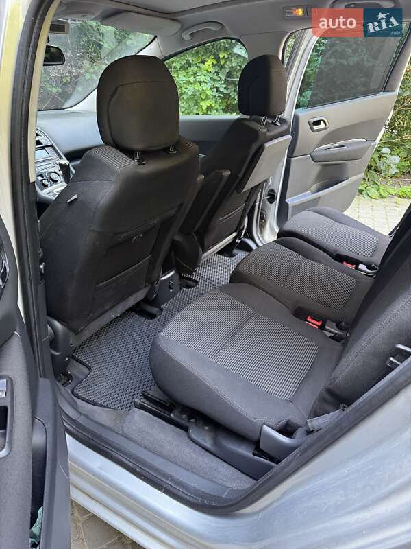 Мікровен Peugeot 5008 2010 в Львові