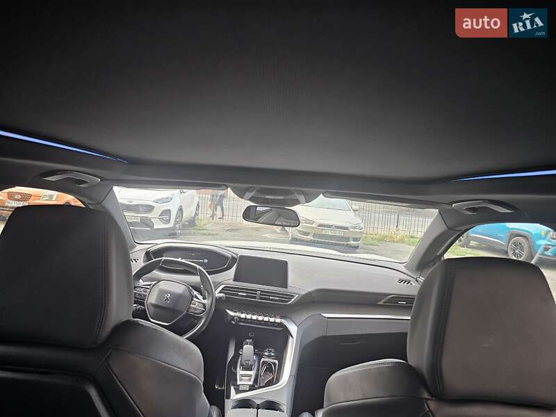 Внедорожник / Кроссовер Peugeot 5008 2018 в Одессе