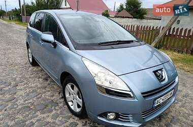 Микровэн Peugeot 5008 2009 в Старой Выжевке