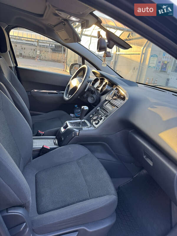 Мікровен Peugeot 5008 2012 в Луцьку