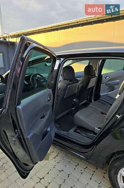 Микровэн Peugeot 5008 2010 в 