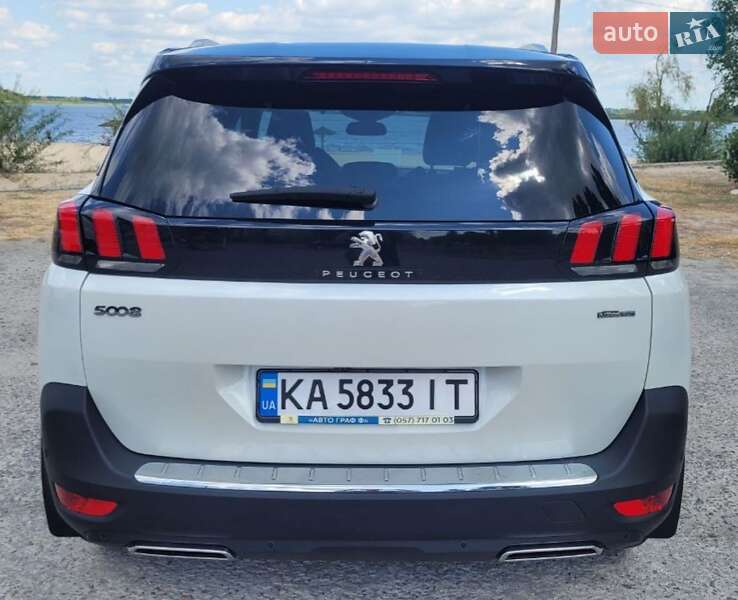 Позашляховик / Кросовер Peugeot 5008 2018 в Українці
