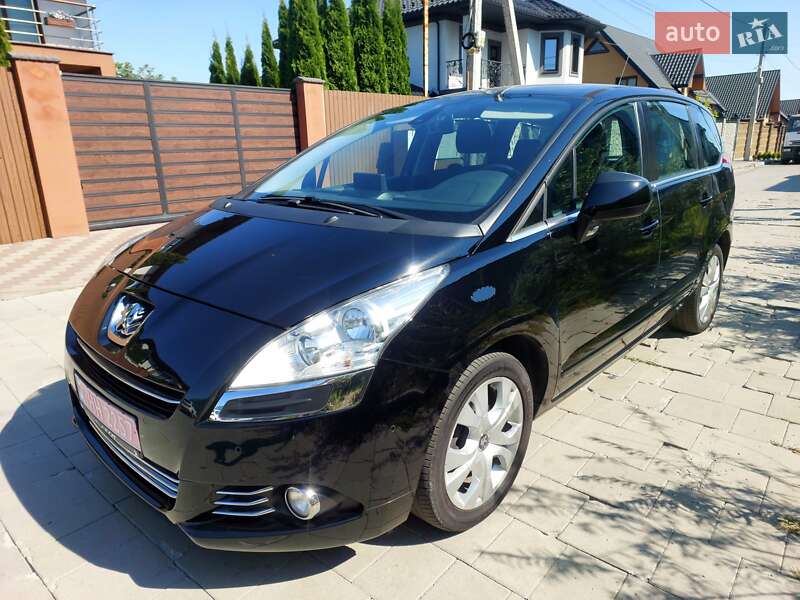 Peugeot 5008 2013