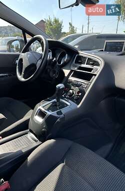 Микровэн Peugeot 5008 2014 в 