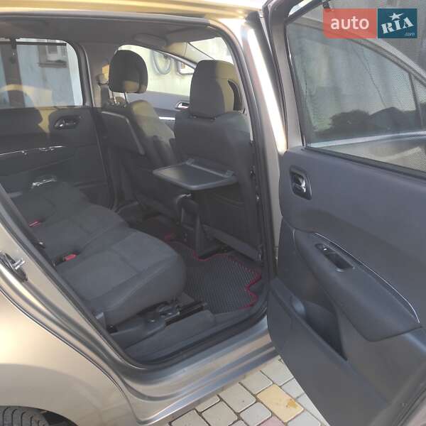 Мікровен Peugeot 5008 2010 в Коростені фото 18 Мікровен Peugeot 5008 2010 в Коростені