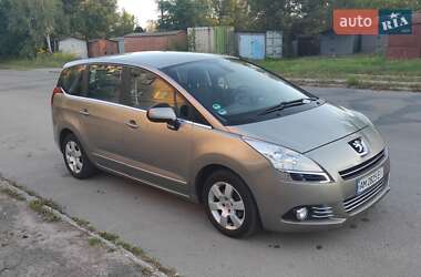 Мікровен Peugeot 5008 2010 в Коростені