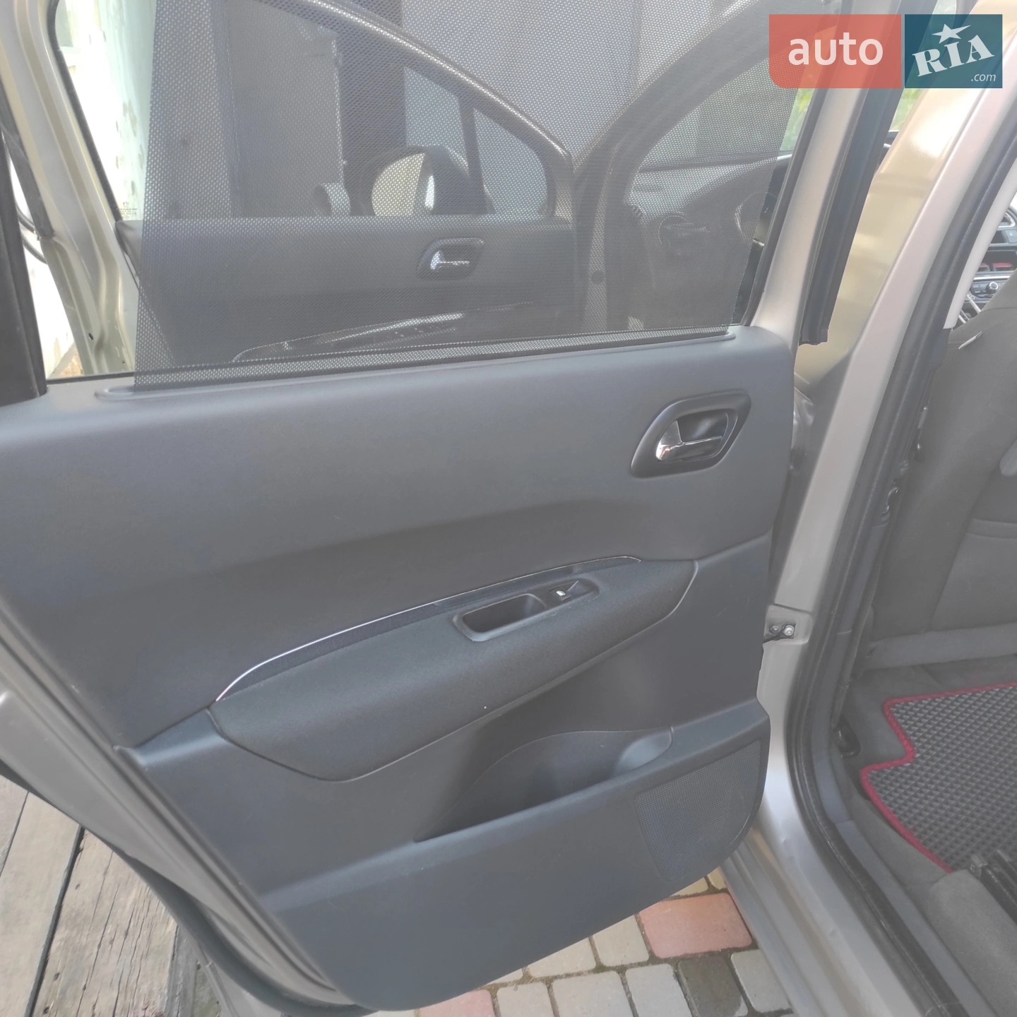 2010 Peugeot 5008 - мініатюра 17