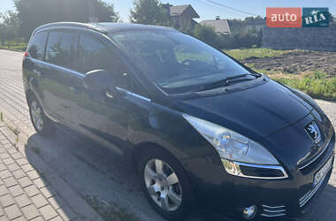 Микровэн Peugeot 5008 2012 в Ровно