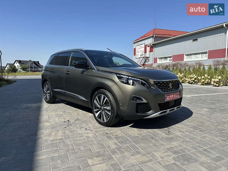 Позашляховик / Кросовер Peugeot 5008 2018 в Луцьку