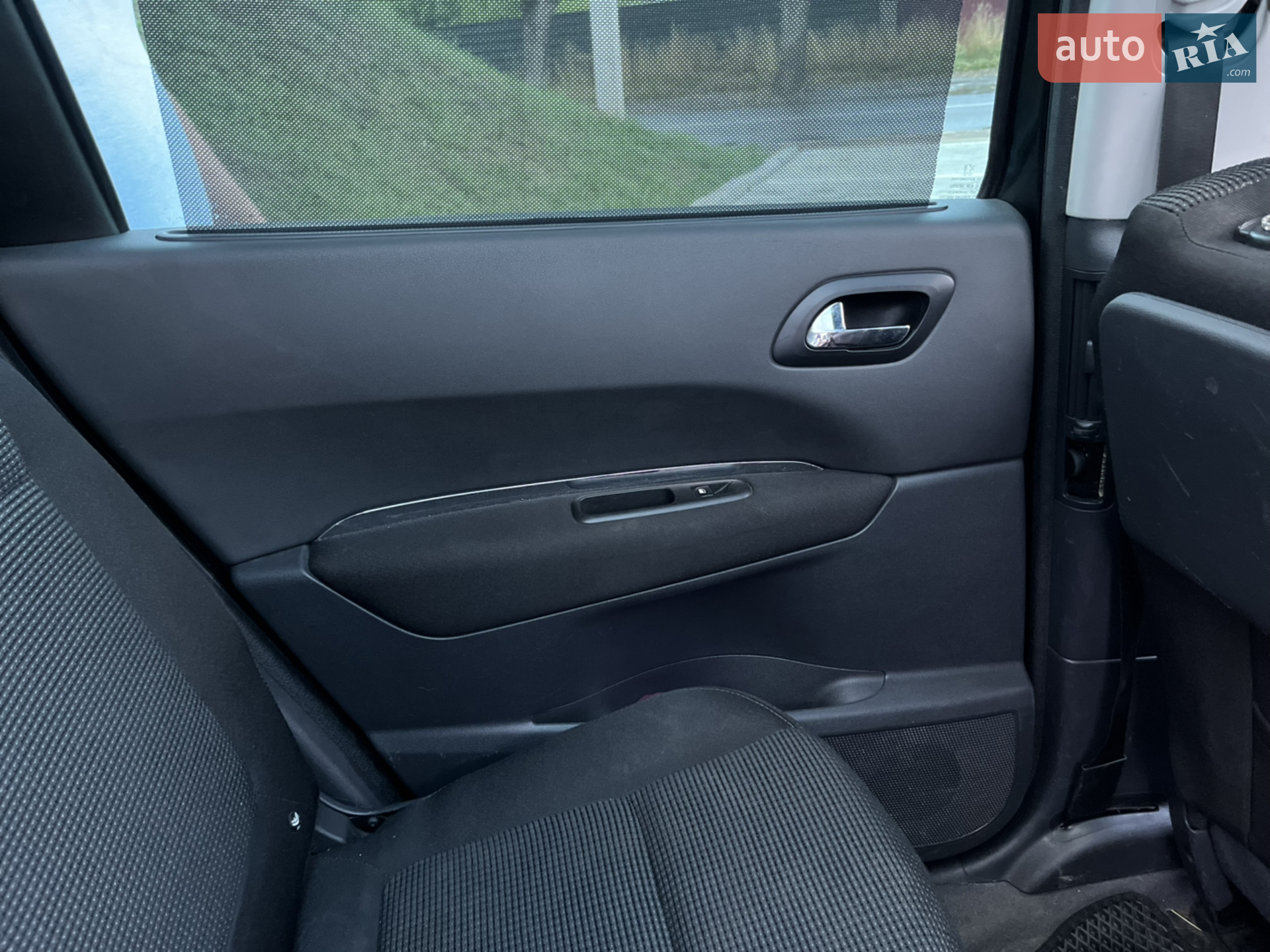 2010 Peugeot 5008 - мініатюра 44