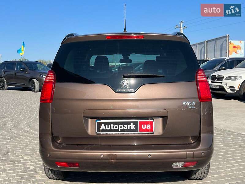 Микровэн Peugeot 5008 2014 в Львове