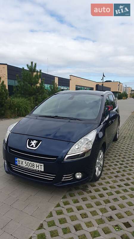 Peugeot 5008 2011 Peugeot 5008 2011