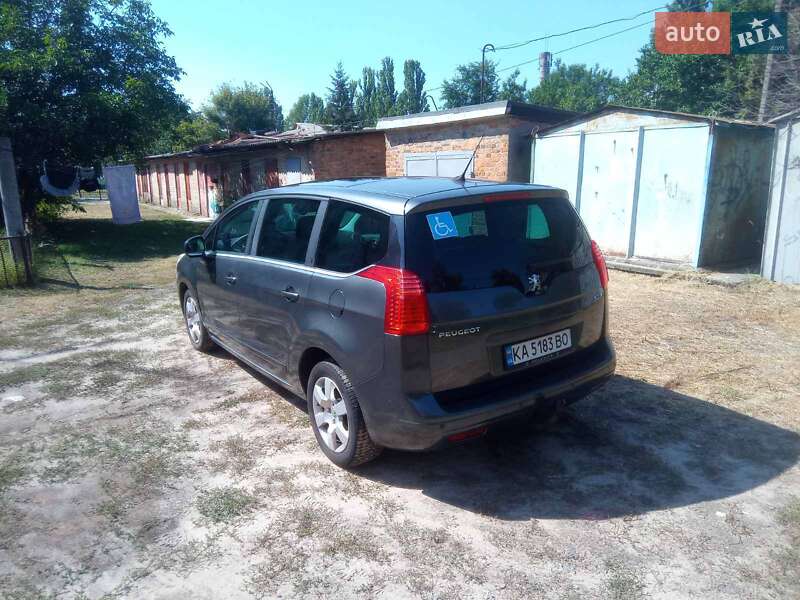 Мікровен Peugeot 5008 2010 в Києві