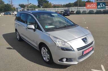Мікровен Peugeot 5008 2010 в Києві