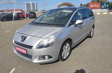 Мікровен Peugeot 5008 2010 в Києві