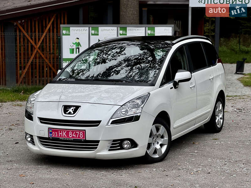 Peugeot 5008 2012
