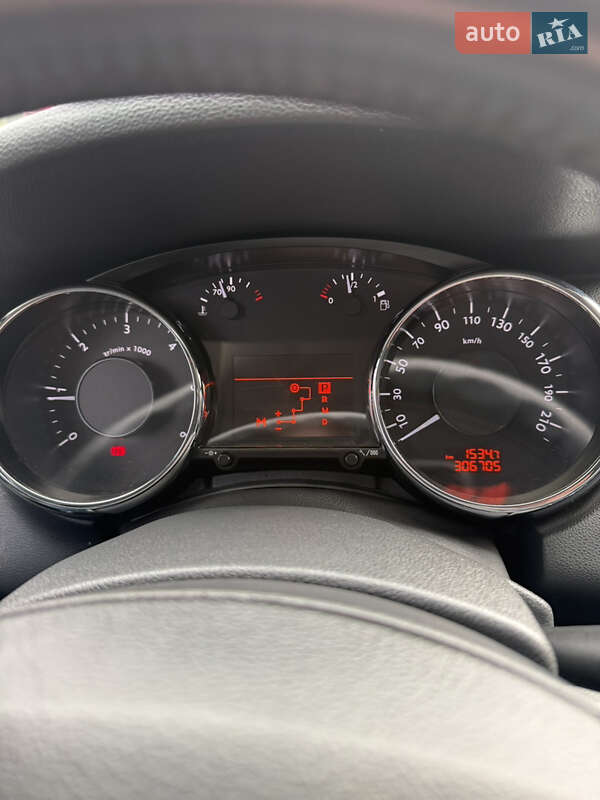 Мікровен Peugeot 5008 2010 в Рівному