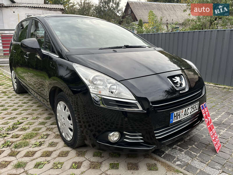 Мікровен Peugeot 5008 2010 в Звягелі